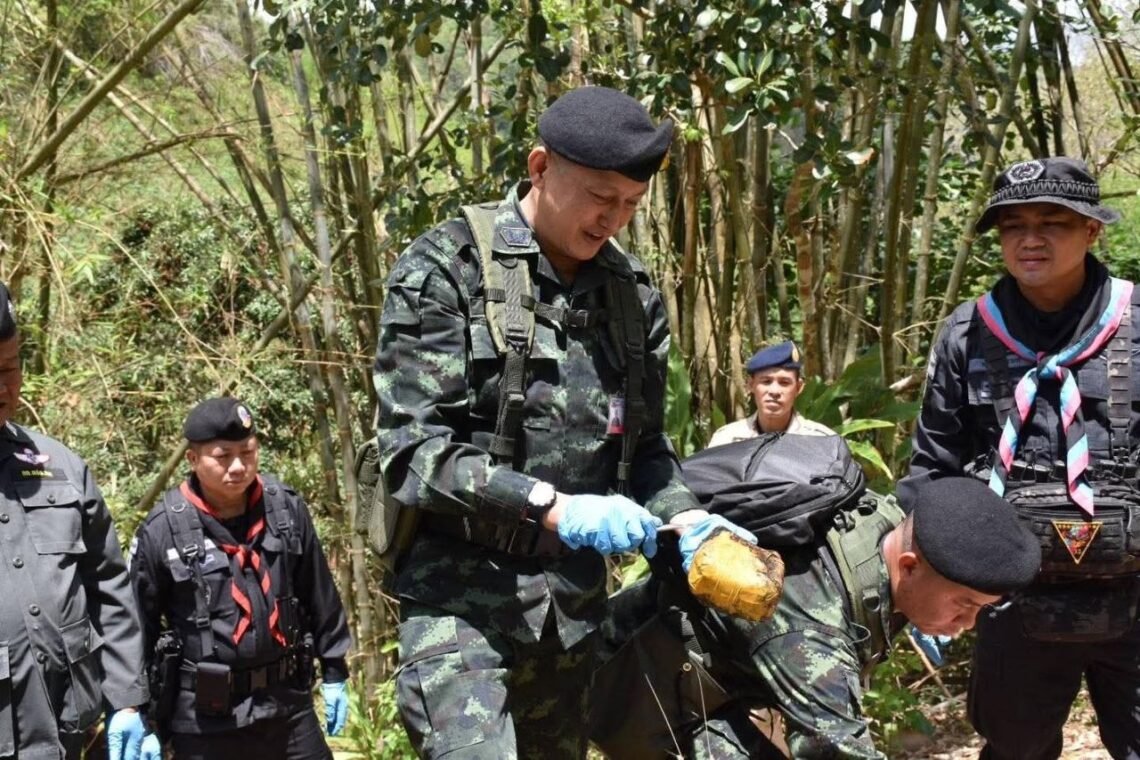 ဓာတ်ပုံ - ထိုင်းတော်ဝင်ကြည်းတပ် သတင်းပြန်ကြားရေးဌာန