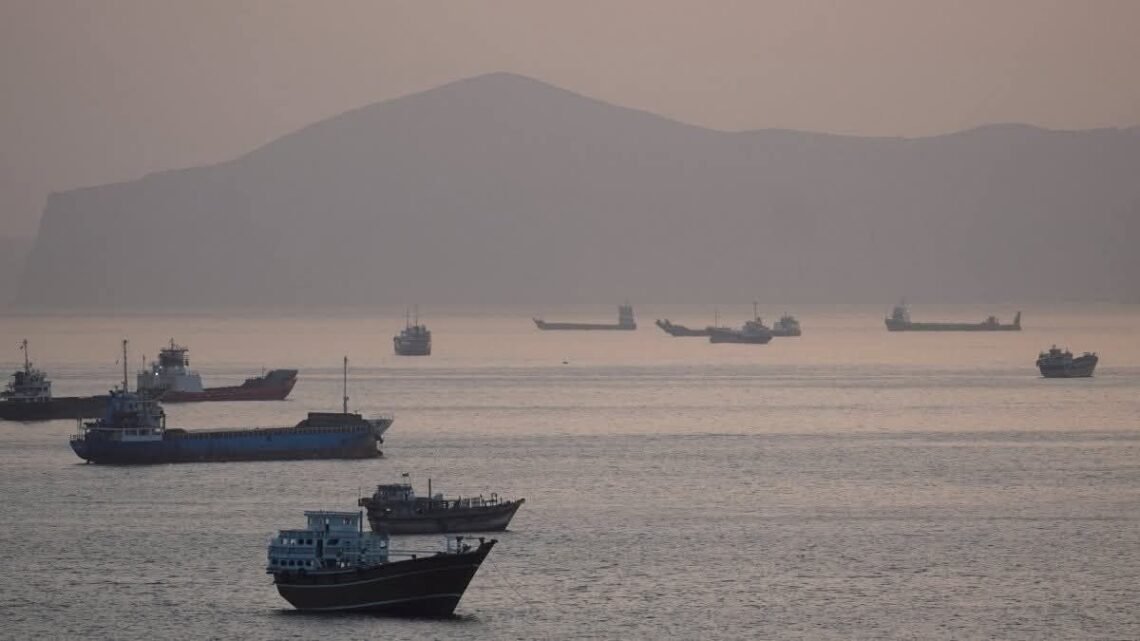 ​ကိုးကား - Reuters / Fars News