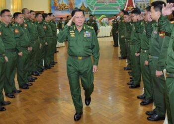 ​ဓာတ်ပုံ - အာဏာသိမ်းစစ်တပ်