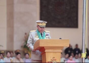 ဓာတ်ပုံ - အာဏာသိမ်းစစ်တပ်