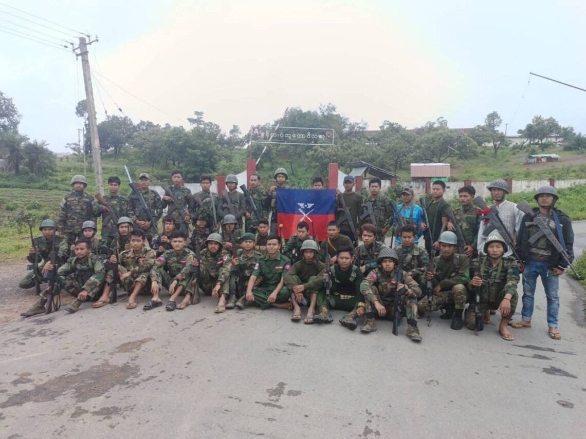 ဓာတ်ပုံ - ယောတပ်တော်