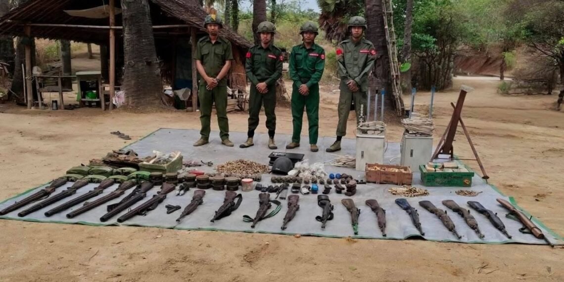 ဓာတ်ပုံ - ပခုက္ကူခရိုင်အမှတ် ၁၇ တပ်ရင်း