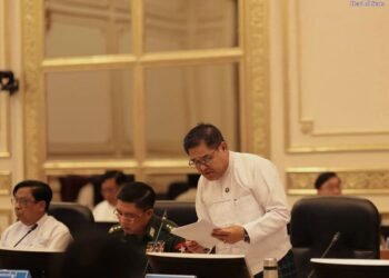 ဓာတ်ပုံ - အာဏာသိမ်းစစ်တပ်