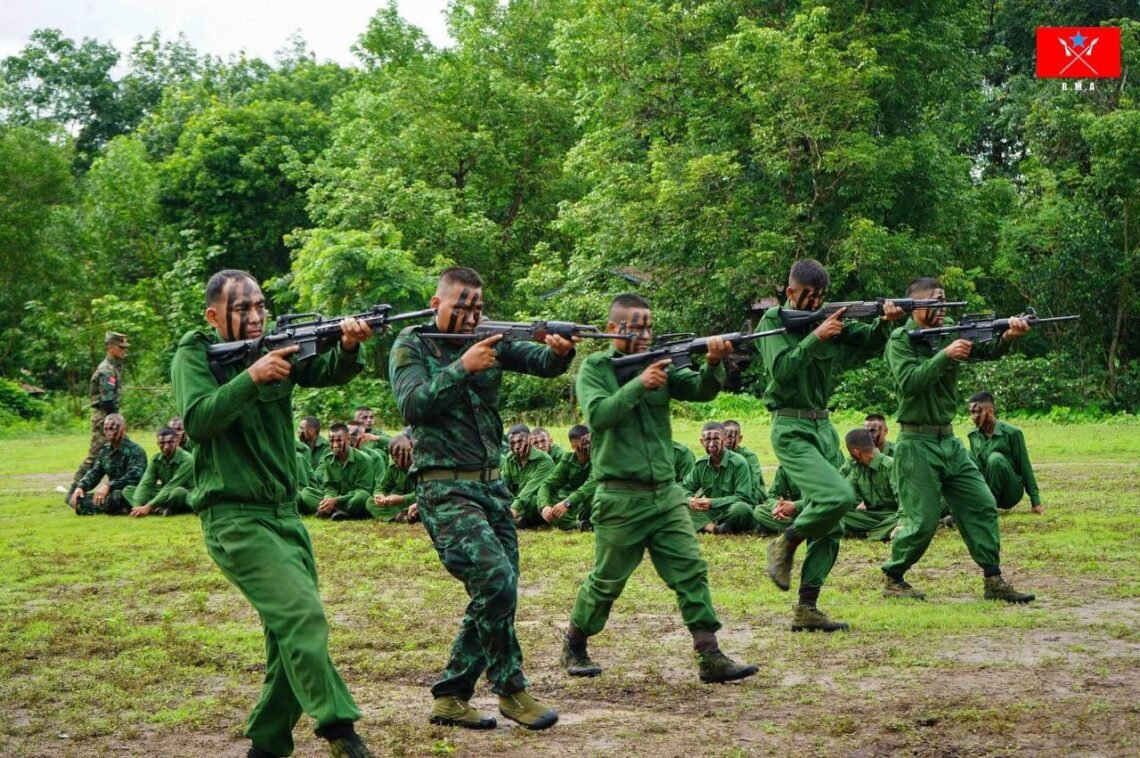 ဓာတ်ပုံ - ရာမညမွန်တပ်တော်