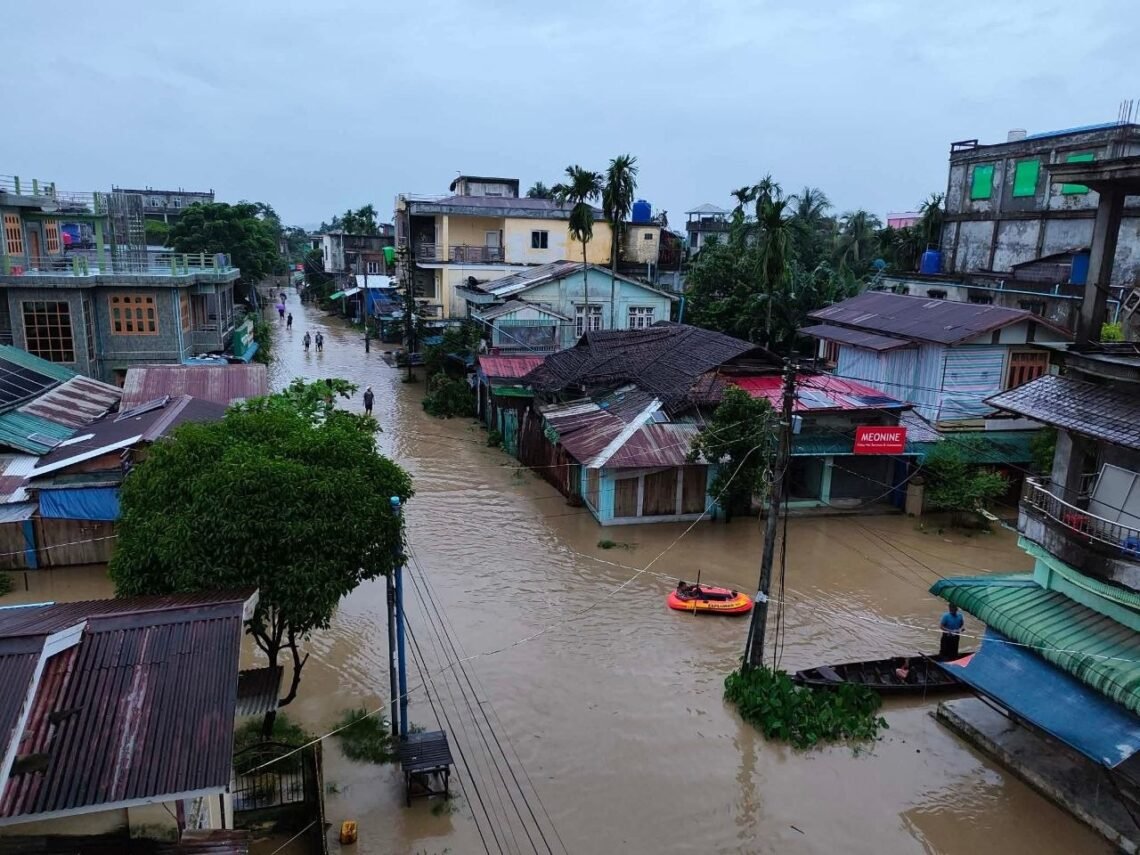 ဓါတ်ပုံ - အလယ်ပိုင်း ၊ မင်းပြား/သင်ပုန်းကြီး
