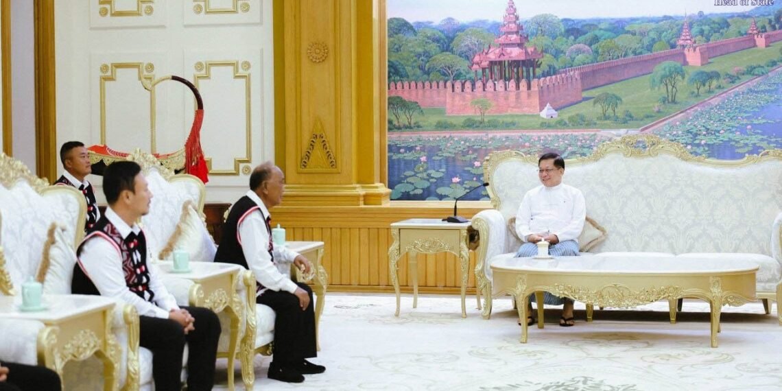 ဓာတ်ပုံ - အာဏာသိမ်းစစ်တပ်