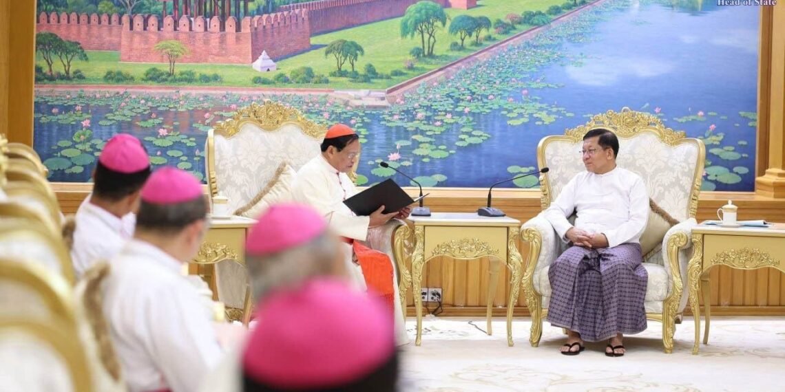 ဓာတ်ပုံ - အာဏာသိမ်းစစ်တပ်