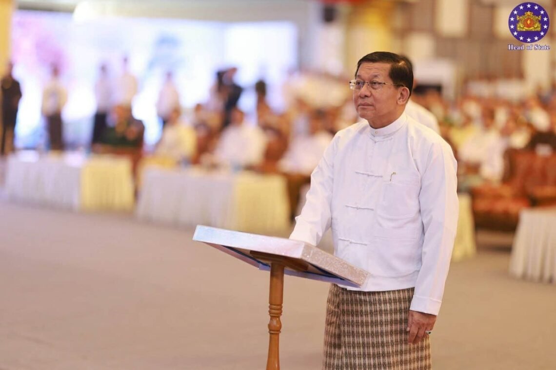 ဓာတ်ပုံ - အာဏာသိမ်းစစ်တပ်