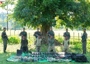 ဓာတ်ပုံ  - AA Info Desk