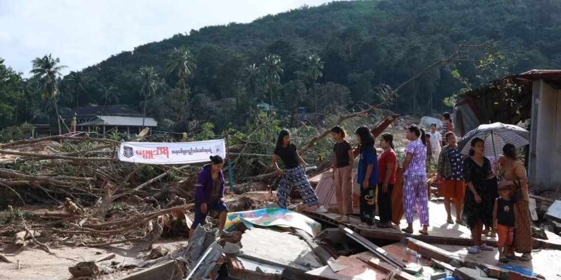 ​ဓာတ်ပုံ - ပိုင်စိုးထွန်း