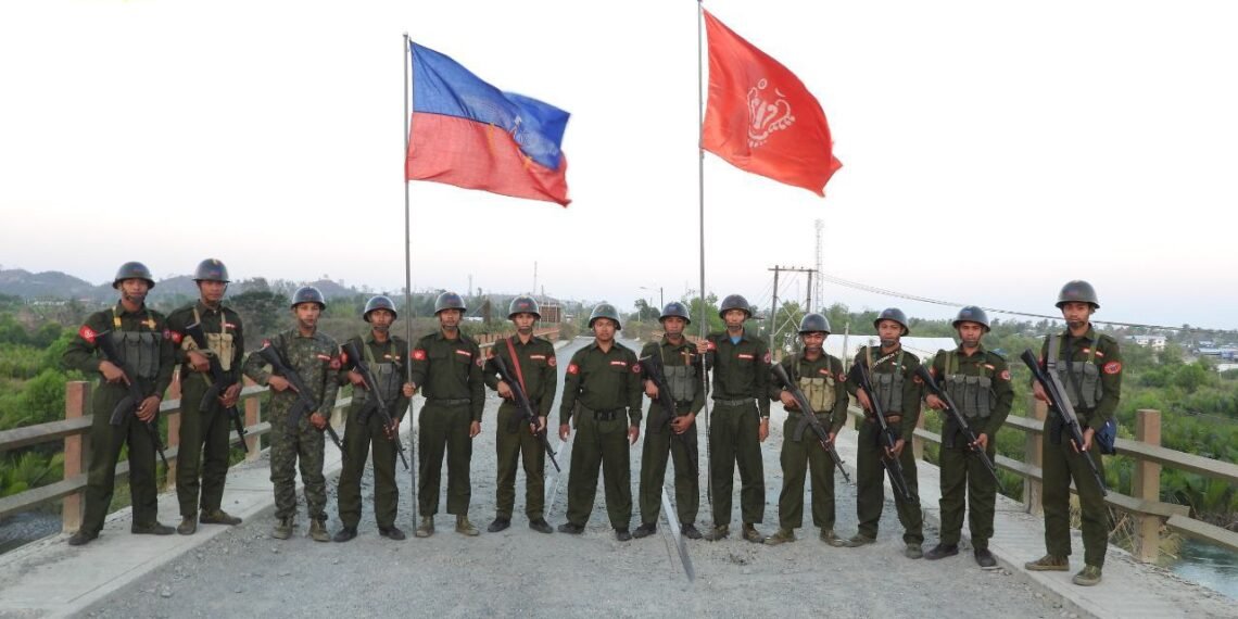 ဓာတ်ပုံ - AA