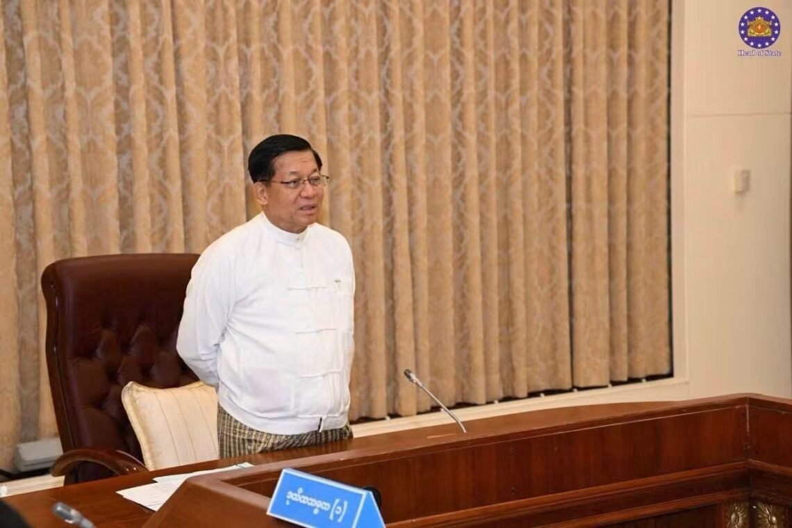 ဓာတ်ပုံ - အာဏာသိမ်းစစ်တပ်