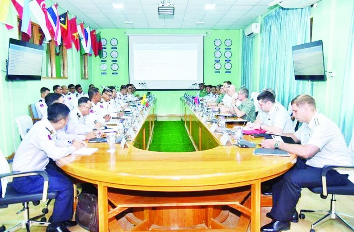 ဓာတ်ပုံ - အာဏာသိမ်းစစ်တပ်