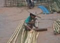 (ဓာတ်ပုံ - စစ်ဘေးရှောင်အမျိုးသမီးငယ်တဦး/BNA)