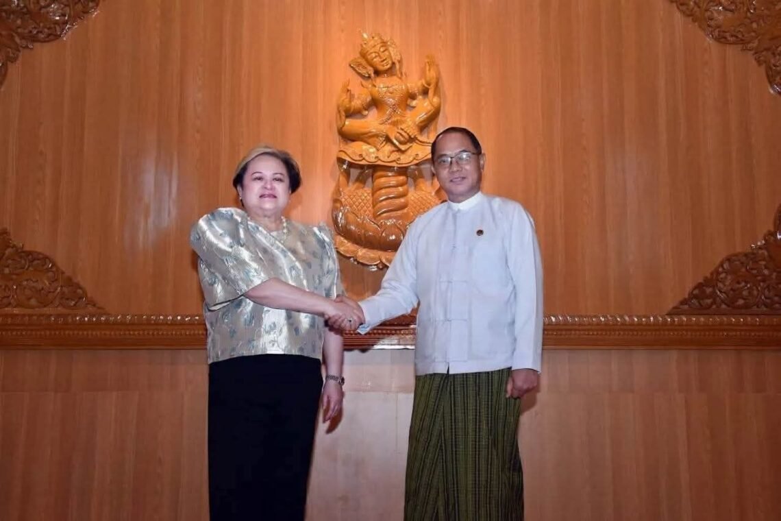 ​ဓာတ်ပုံ - အာဏာသိမ်းစစ်တပ်