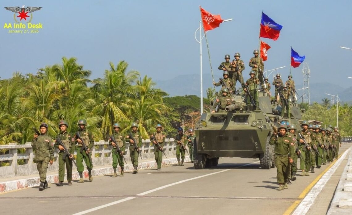 ဓာတ်ပုံ - AA